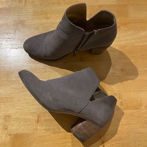 Lucky brand women’s booties
